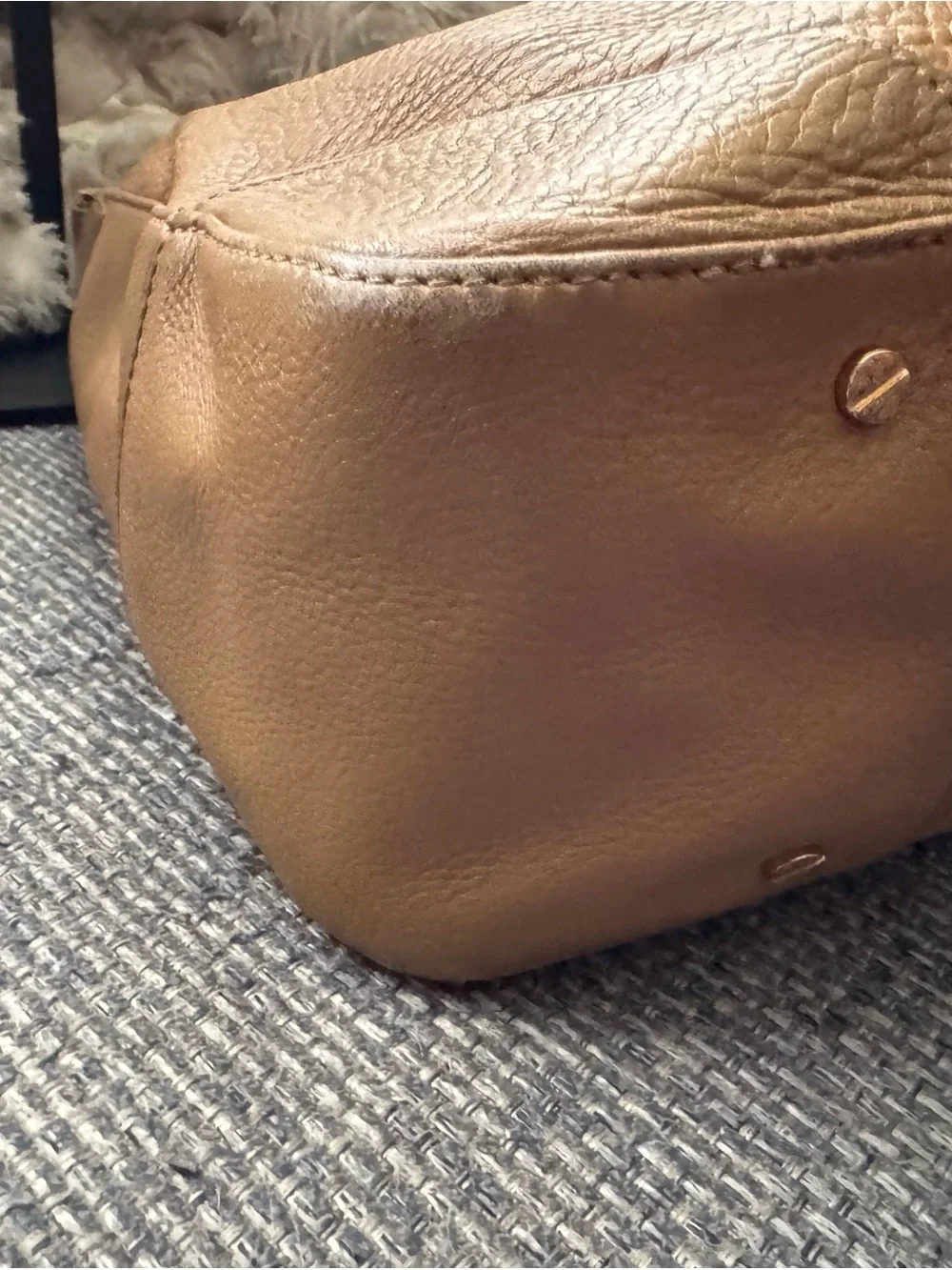 Tory Burch Amanda Pebbled Leather Hobo Bag – Camel Tan